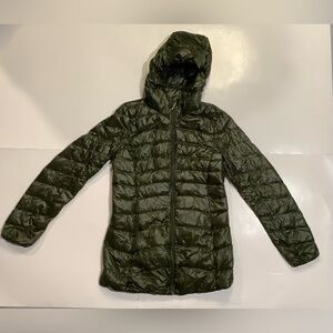 Uniqlo Ultra Light Down Jacket Parka Women Size S Nylon Outer
